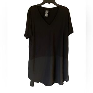 Premise Women’s Multimedia Blouse